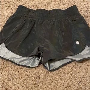 Flexliving athletic short